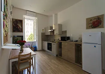 Bq House Milizie Luxury Oda ve Kahvaltı Roma